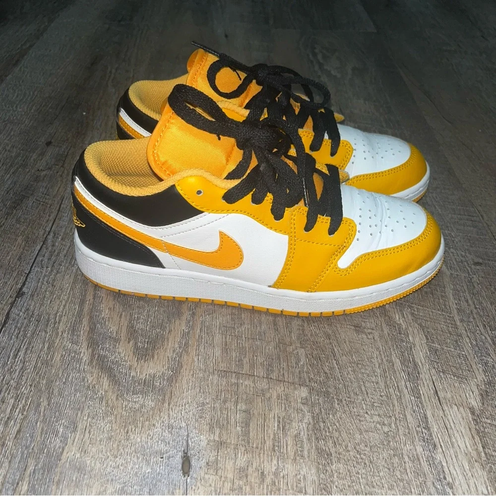 Nike vibrant sneakers